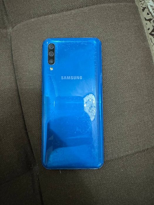 Sotiladi samsung A 50