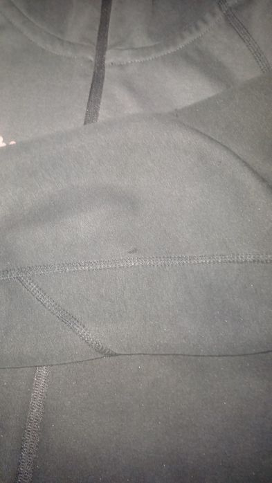 Продам течку tech fleece syna world