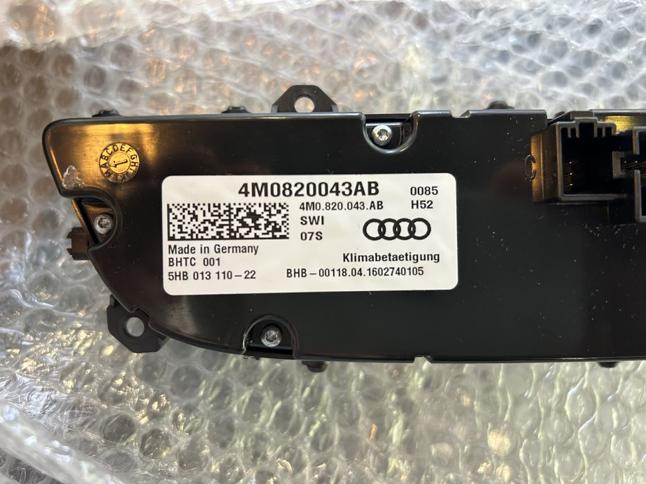 Модул климатик 4M0820043AB