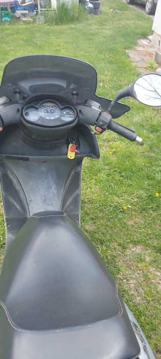 Продавам скутер ямаха 150