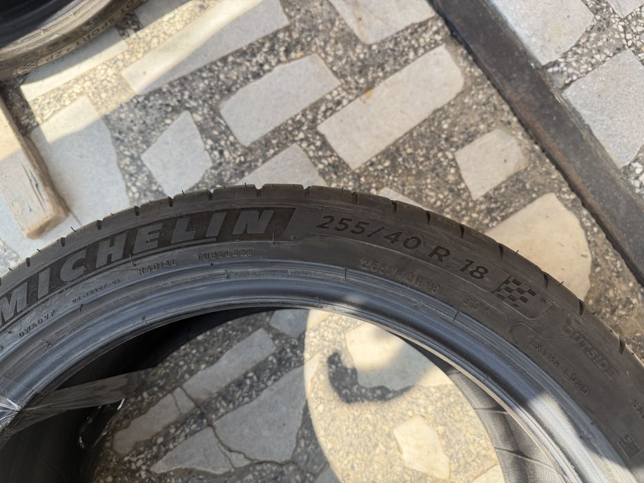 Michelin Pilot Sport 4