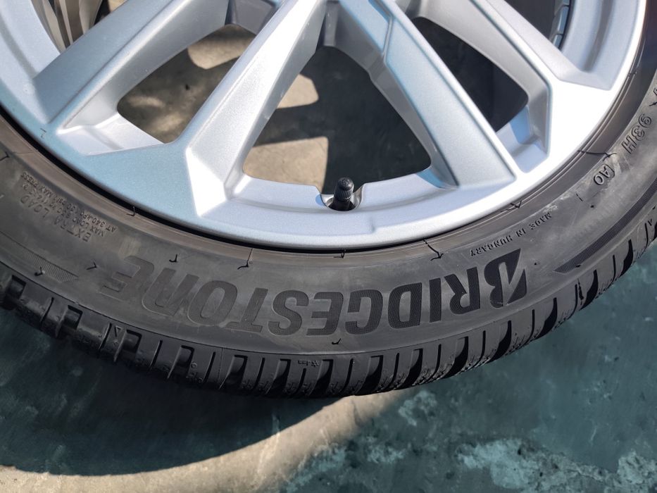 205/50/17" 4бр Bridgestone blizzak lm005,dot1423,7mm