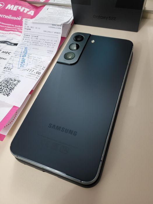 Продам Samsung Galaxy S22 Green