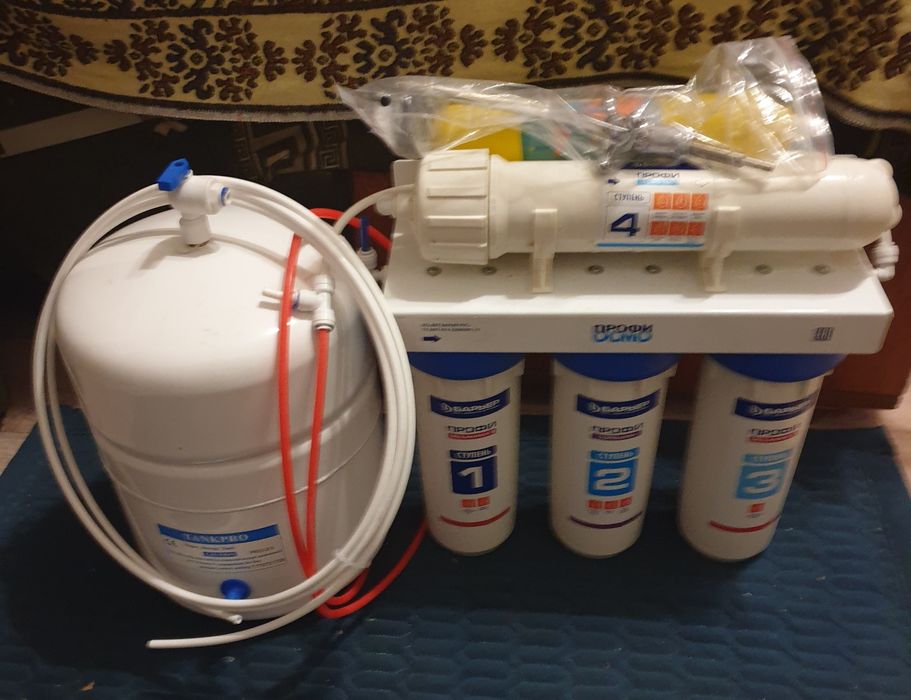 Водоочиститель бытовой.