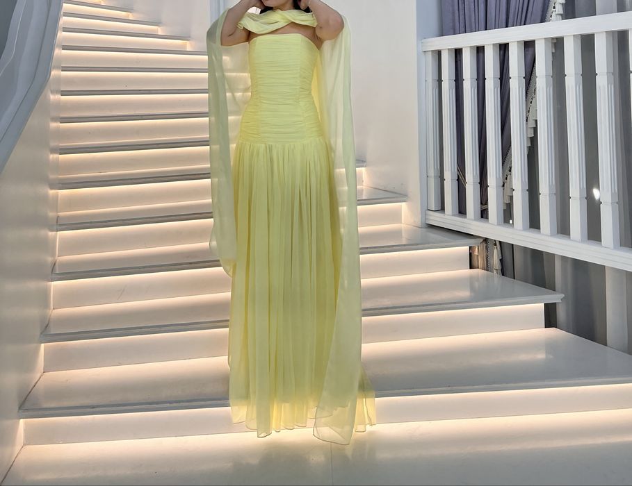 Вечернее платье