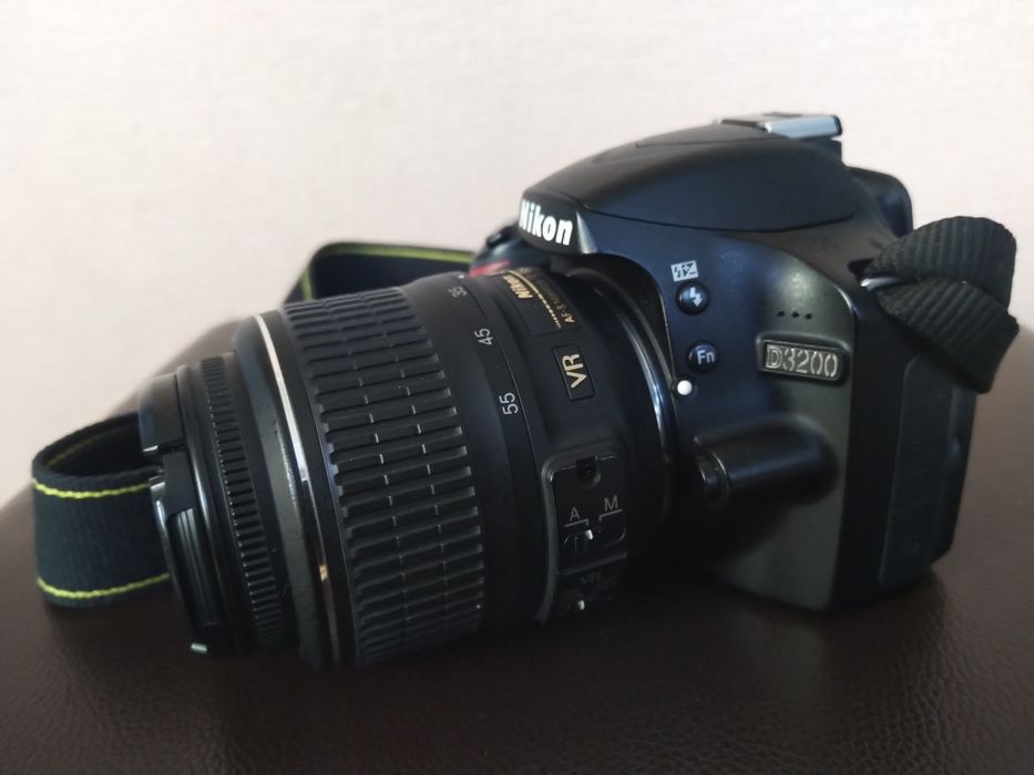 Продам фотоаппарат nicon d3200