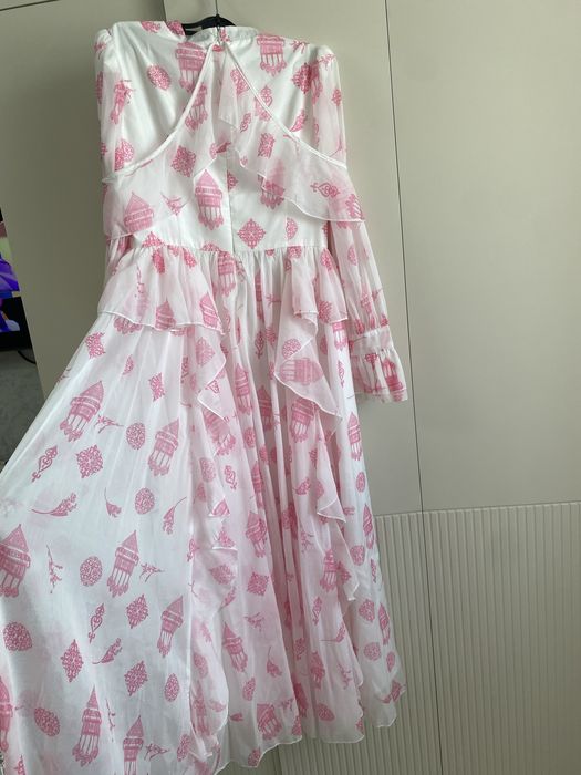 Продаю нежное платья