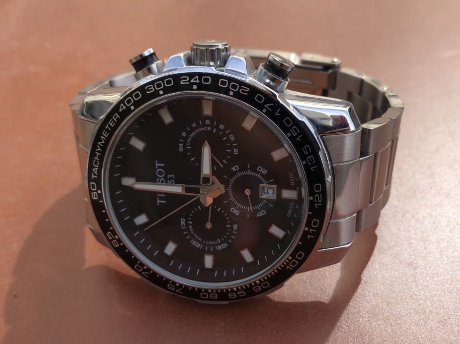 Продам мужские часы Tissot