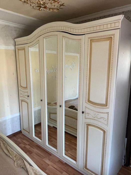 Спальный гарнитур комплект полный