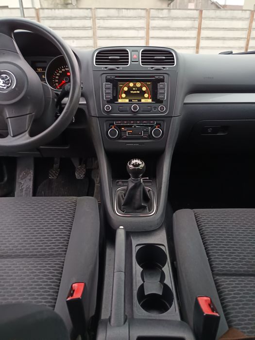 Vând schimb golf 6 motor MPI