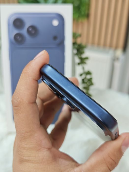 iPhone 17 Pro Max 256 Deep Blue