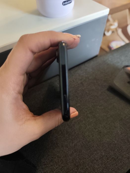 Продавам телефон Huawei P30 lite