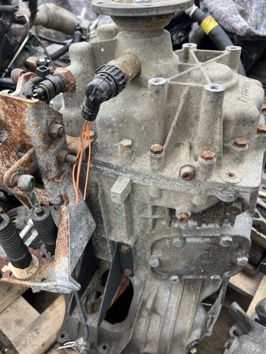 Cutie viteze Iveco Daily 2.3 jtd 5+1 trepte cod 8872447 euro4 2009