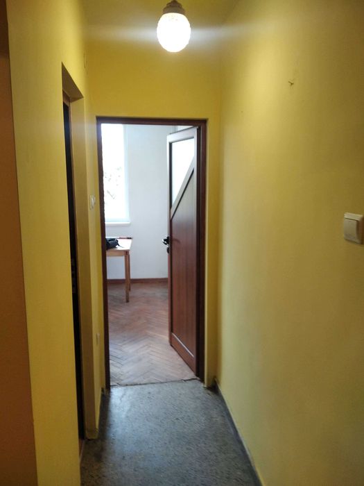 Дава се под наем Двустаен апартамент в София, Център - 65 кв.м за 500 € - Снимка #2