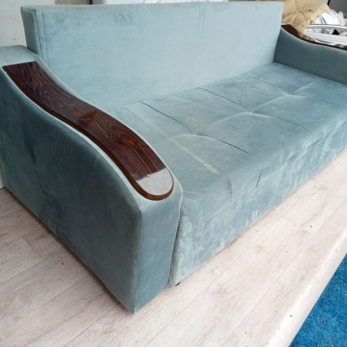 Диван продам прод