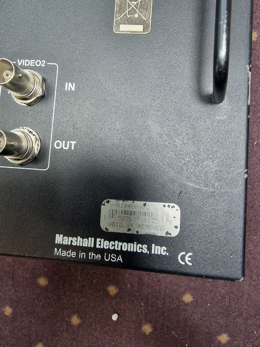 Amanet Vitan 107 / Monitor studio Marshall
