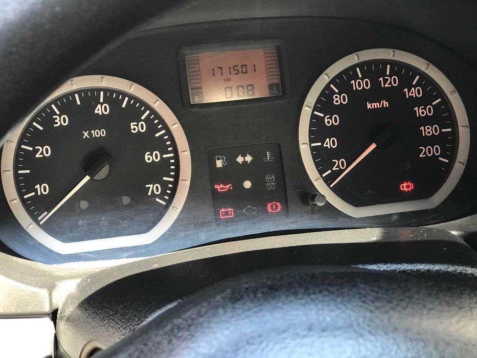 Vand Dacia Logan Laureat plus 1400 euro tel.0752.344.712