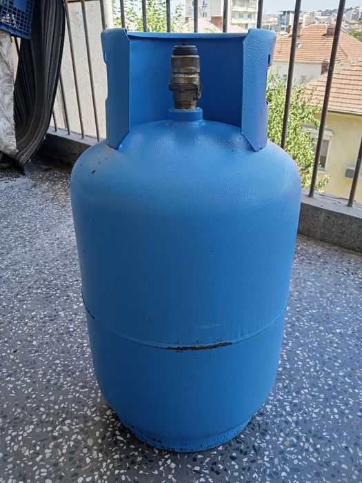 Газови бутилки два броя