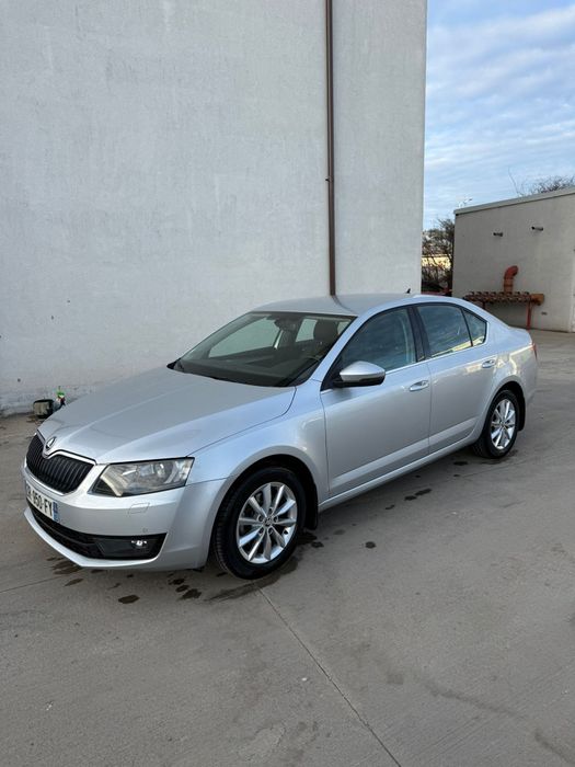 Vând Skoda Octavia 3 Mega Full