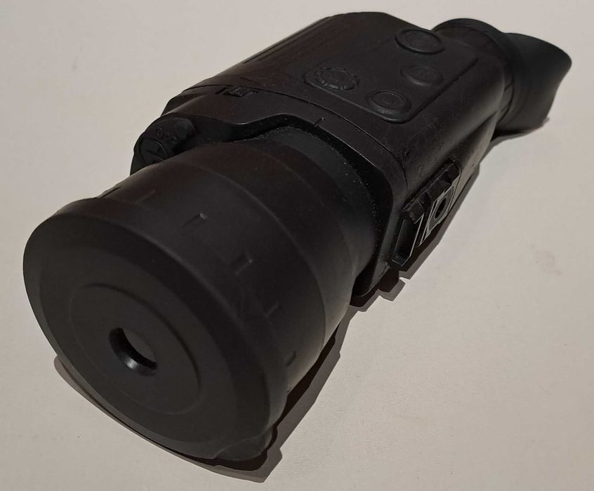 Aparat Night Vision digital Pulsar Recon 870