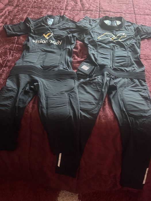 2 buc echipament EMS wirelles de dama nu sunt noi.