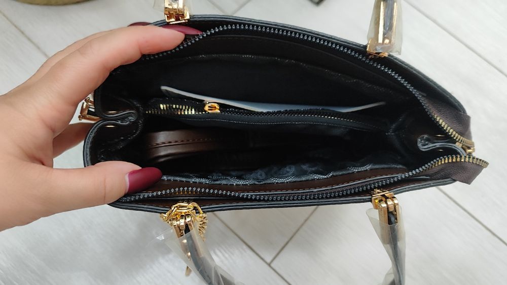 Женская сумочка небольшая