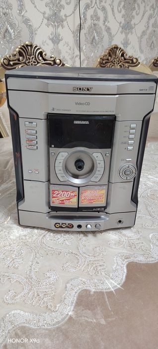 Продаю муз центр Sony.