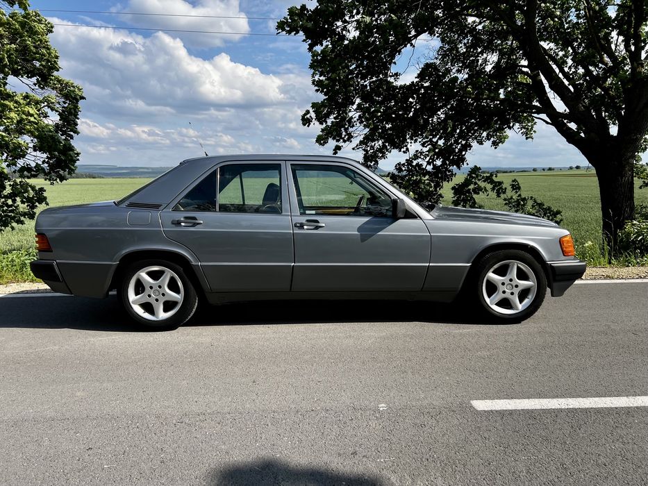 Mercedes 190D 2.0