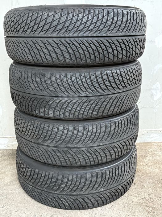 Зимни гуми 235/50/20 Michelin Alpin