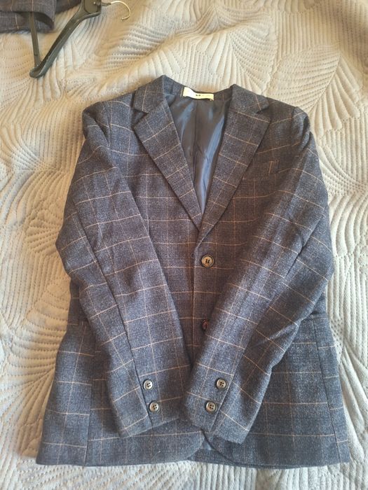 Продам костюм 3 ку для мальчика