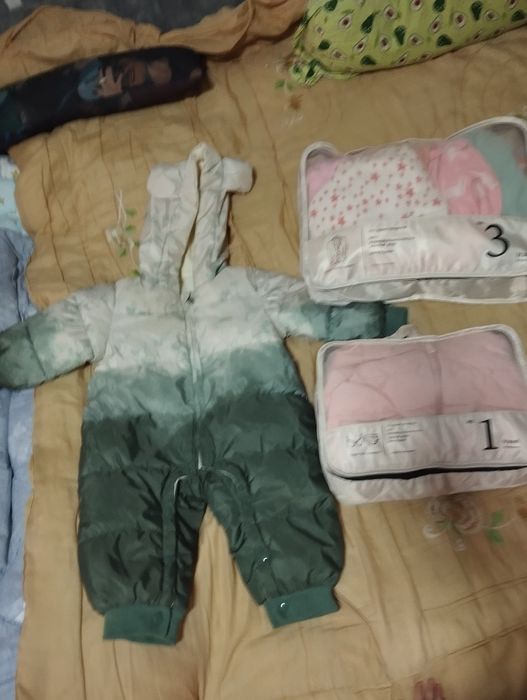 Продаю комбинезоны