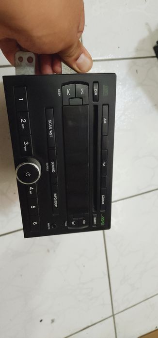 Lasetti mafon gentra magnitola