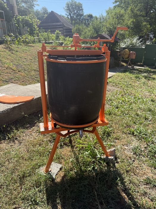 Vand centrifuga de miere