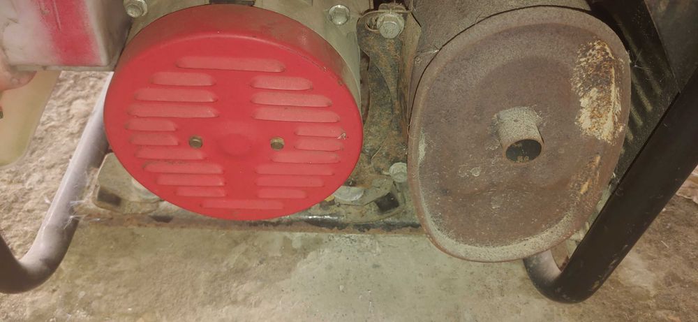 Бензогенератор dvijok.