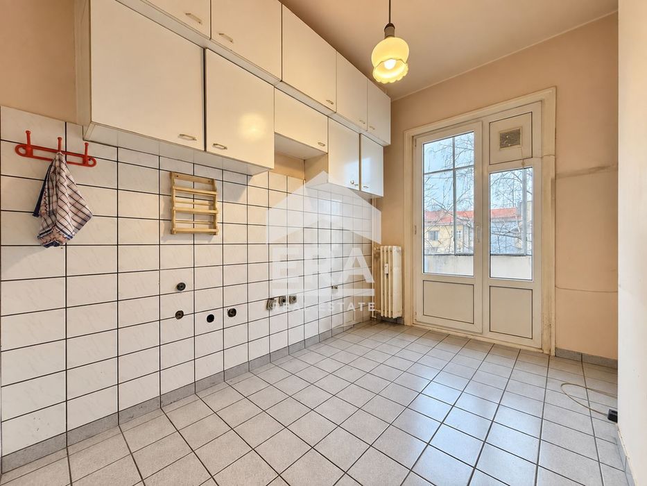 Продава се Многостаен апартамент в София, Център - 125 кв.м за 4152 €/кв.м - Снимка #1