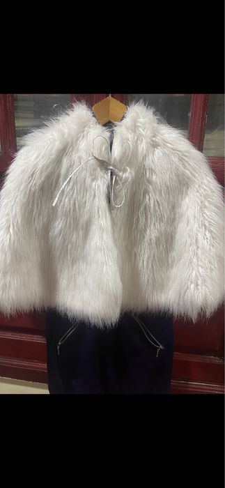 Продается  накидка меховая .