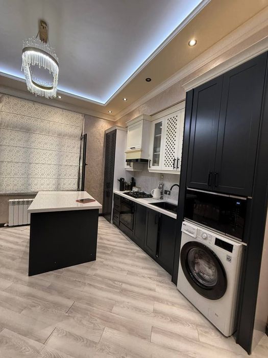 Квартира продается 3/1/10 на жк Solaris