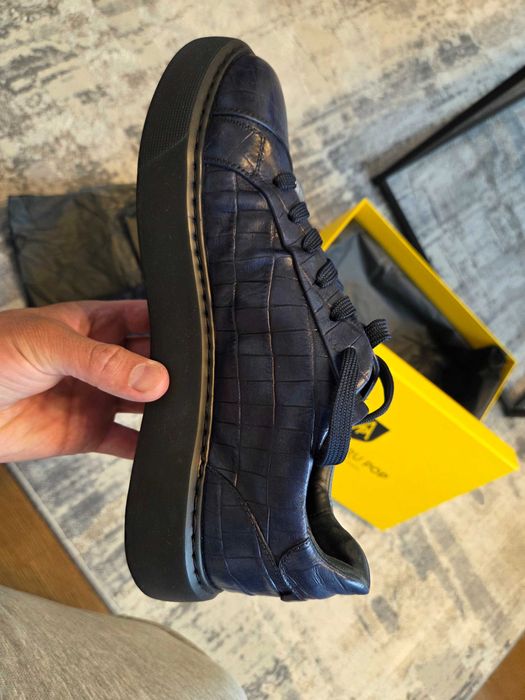 Vand sneakers barbati Alexandru Pop