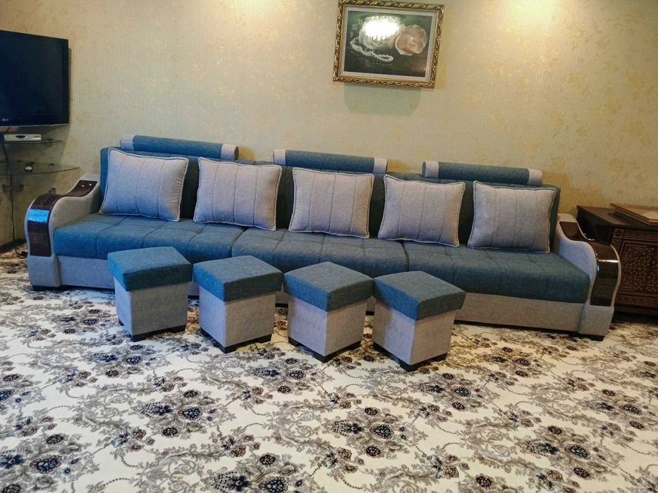 Yumshoq mebellar Ugaloglar.