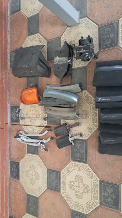Мерс.124 задии банпера.