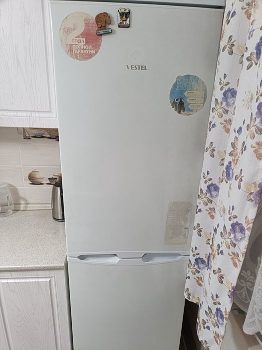 Продам холодильник