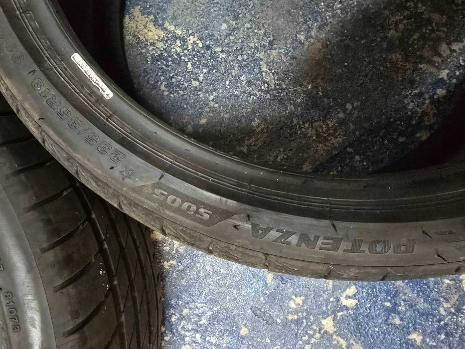 Anvelope / cauciucuri  BRIGESTONE 235 35 R19 vara RUNFLAT (cu steluta)