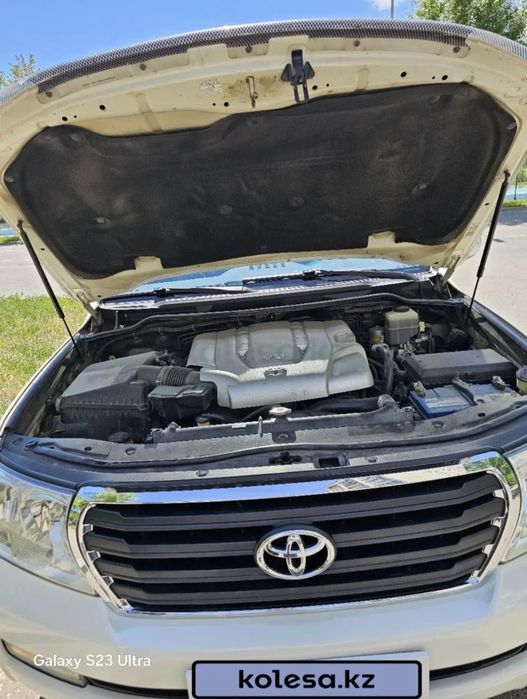 Продам TOYOTA LC 200