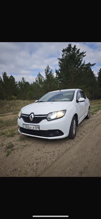 Продам Рено Логан 2016 год