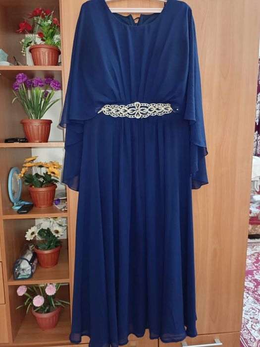 Продам платье женские