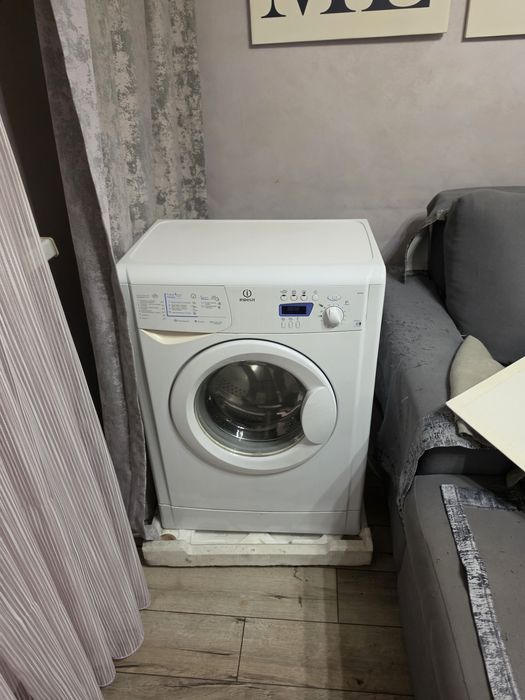 Стиральная машина Indesit