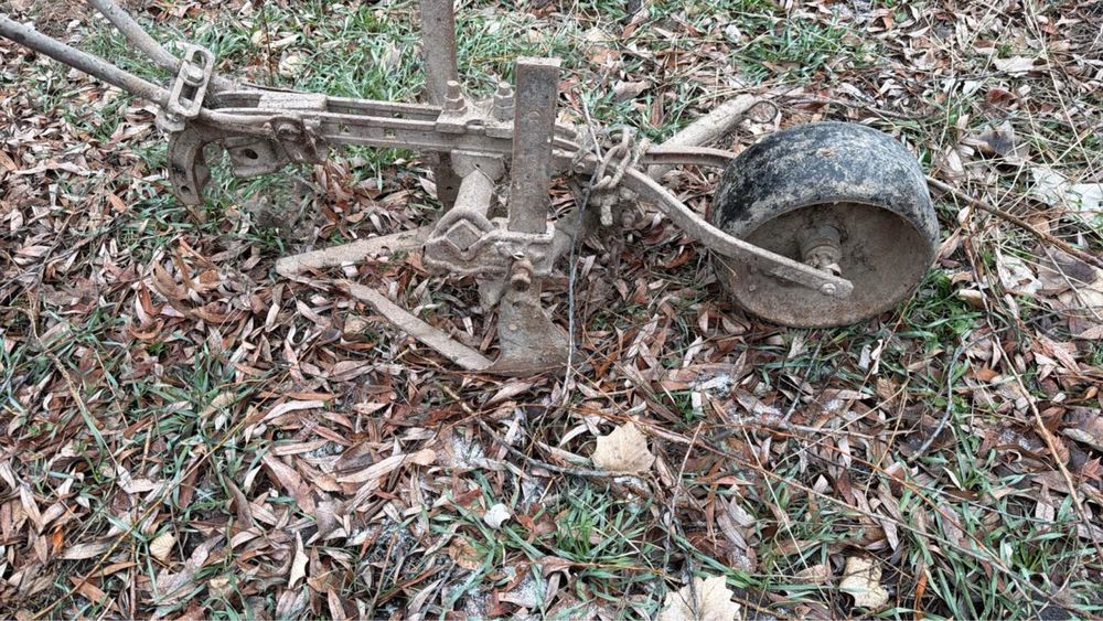 Плуг ручной для нарезки предпосевных борозд | Культиватор