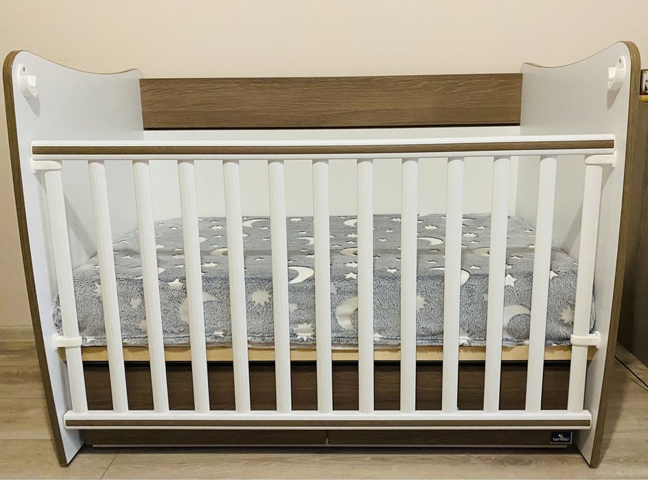 Детска кошара Lorelli с люлеещ механизъм