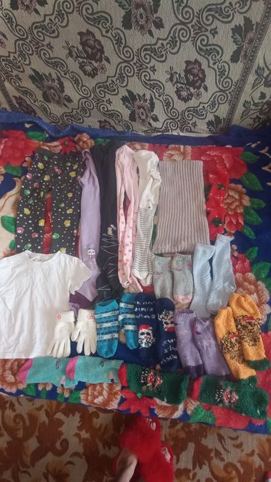 Продам вещи на девочку 2 пакета