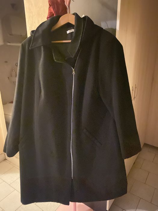 Продавам палто